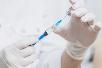 Возобновляет работу прививочный кабинет в здании ДК