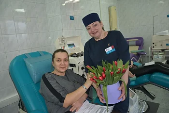 В ходе Всероссийской акции «Леди – донор» сдано почти двадцать литров крови В ходе Всероссийской акции «Леди – донор» сдано почти двадцать литров крови